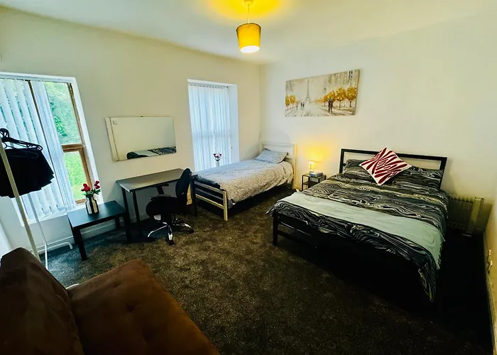 King Size Rooms In 4 Bedroom House