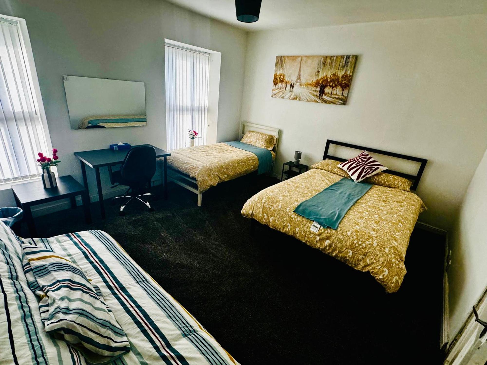 Homestay King Size In 4 Bedroom House